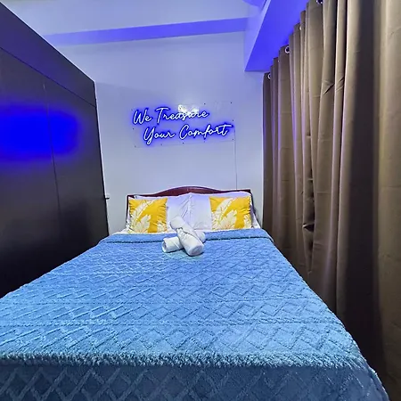 Aurrow @ Shore Residences